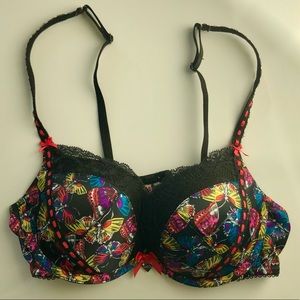 LA SENZA BEYOND CLEAVAGE BRA